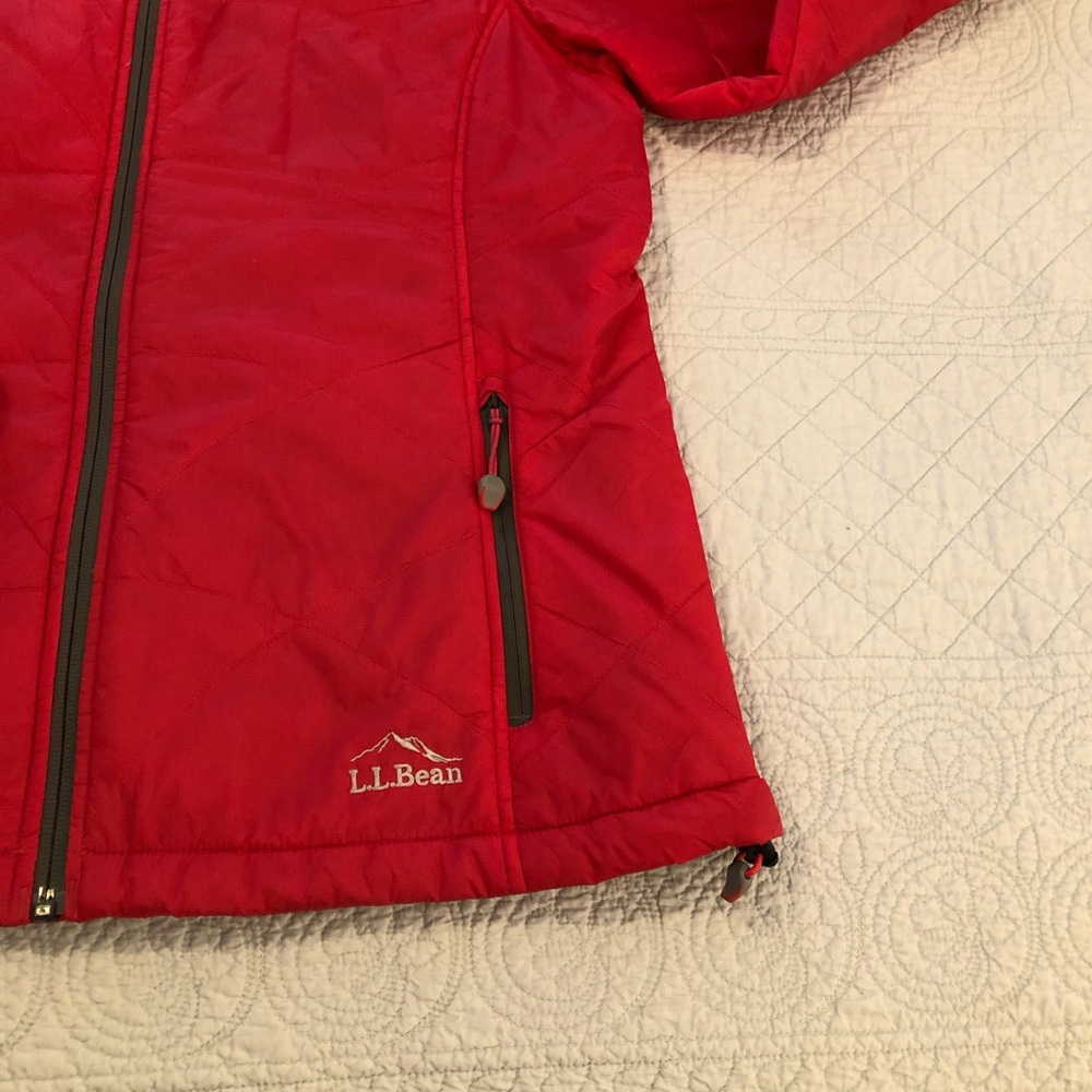 LL Bean nylon packable jacket. Size medium. - image 2